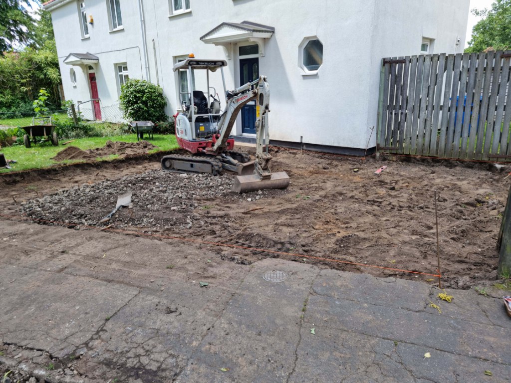 This is a photo of a dig out being carried out by Maidstone Driveways